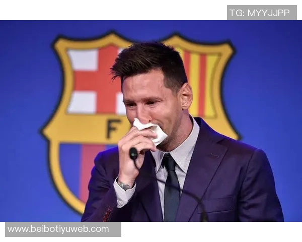 梅西神秘现身诺坎普引发热议超巴萨官方宣传效果